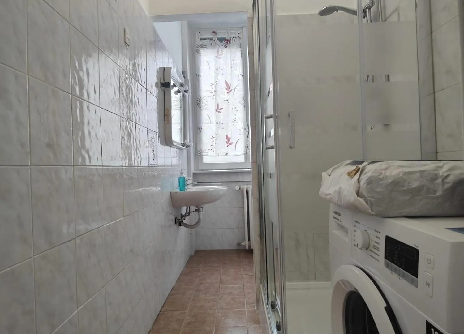 Bilocale 40 Mq Con Parcheggio Privato Apartment Milan